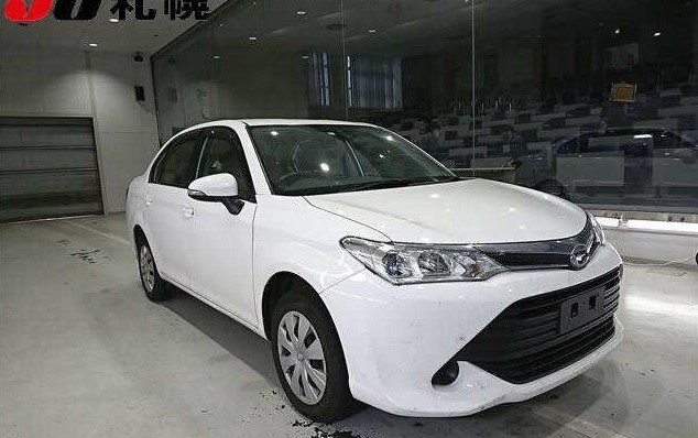 2017 Toyota Corolla Axio full