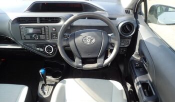 2018 Toyota Aqua Hybrid full