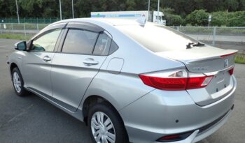 2019 Honda Grace Hybrid full