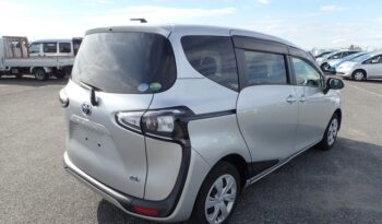 2019 Toyota Sienta Hybrid full