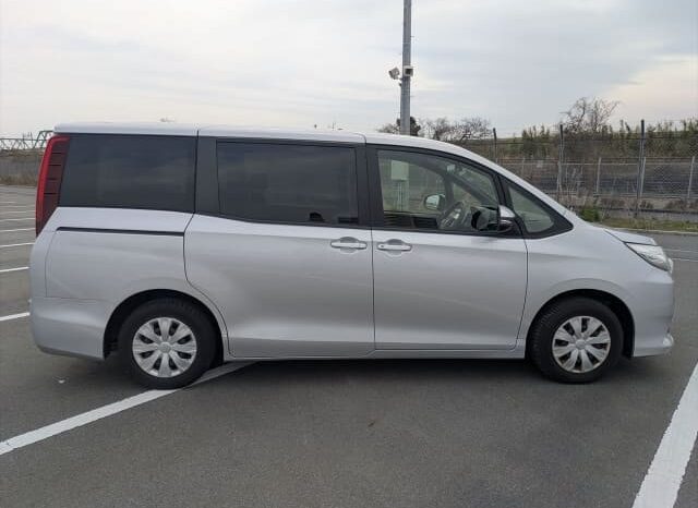 2016 Toyota Noah full