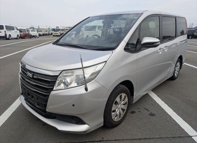 2016 Toyota Noah full