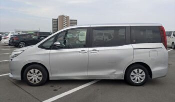 2016 Toyota Noah full