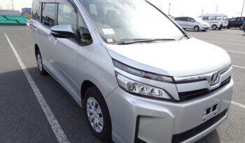 2020 Toyota Voxy full