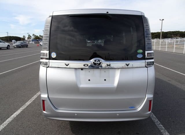 2020 Toyota Voxy full