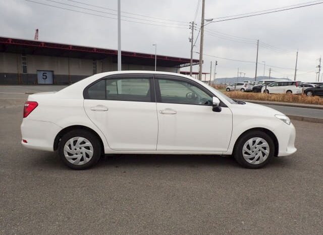 2021 Toyota Corolla Axio Hybrid full
