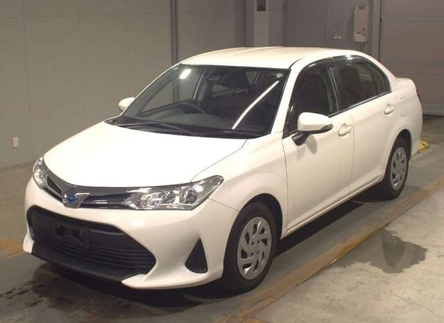 2021 Toyota Corolla Axio Hybrid full