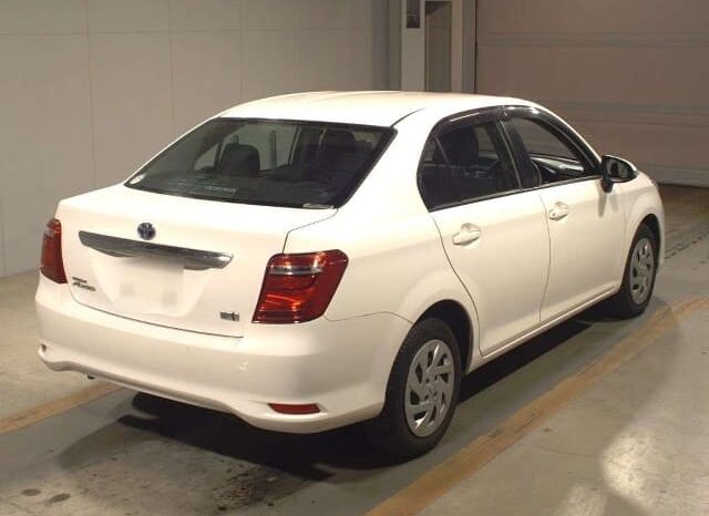 2021 Toyota Corolla Axio Hybrid full
