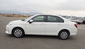 2021 Toyota Corolla Axio Hybrid full