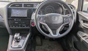 2019 Honda Fit Shuttle Hybrid full