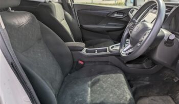 2019 Honda Fit Shuttle Hybrid full