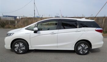 2019 Honda Fit Shuttle Hybrid full