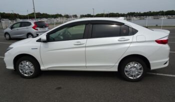 2020 Honda Grace Hybrid full