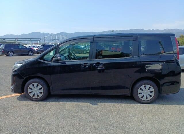 2020 Toyota Noah full