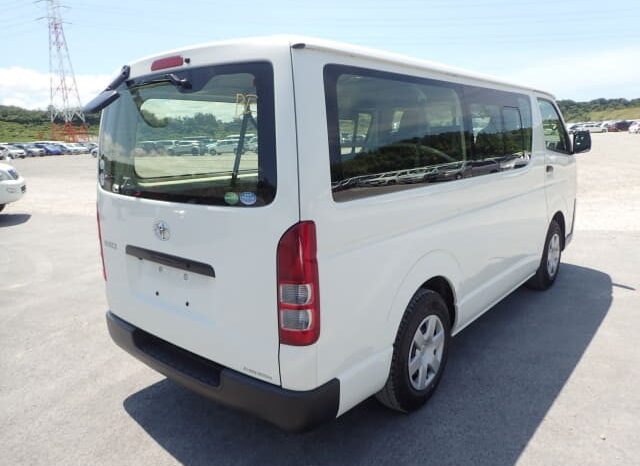 2019 Toyota Hiace full