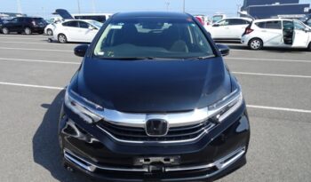 2022 Honda Fit Shuttle Hybrid full