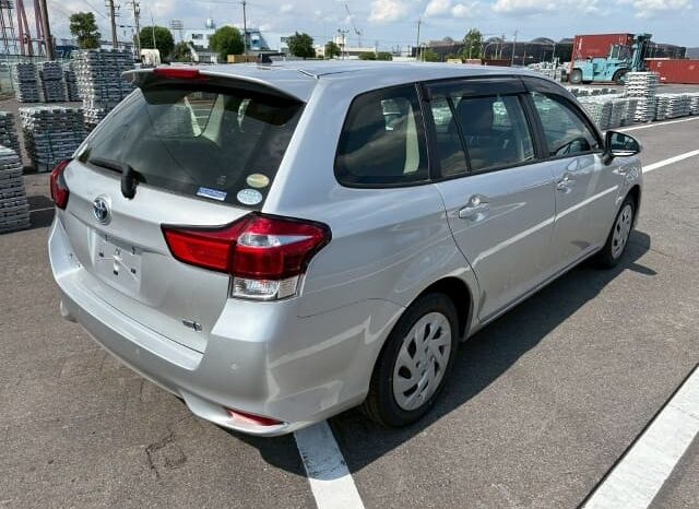 2020 Toyota Corolla Fielder Hybrid full