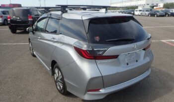2022 Honda Fit Shuttle Hybrid full