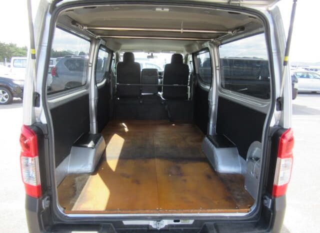 2020 Nissan Caravan full