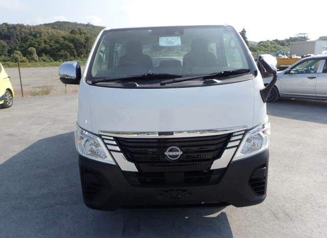 2022 Nissan Caravan full