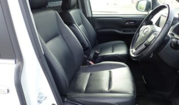 2015 Toyota Esquire full