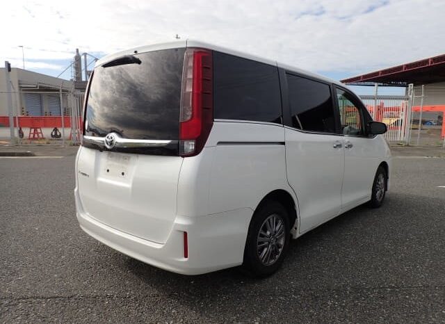 2015 Toyota Esquire full