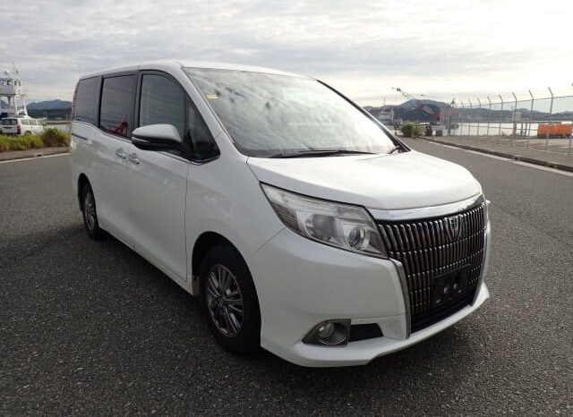 2015 Toyota Esquire full
