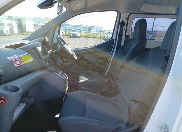 2020 Nissan NV200 full
