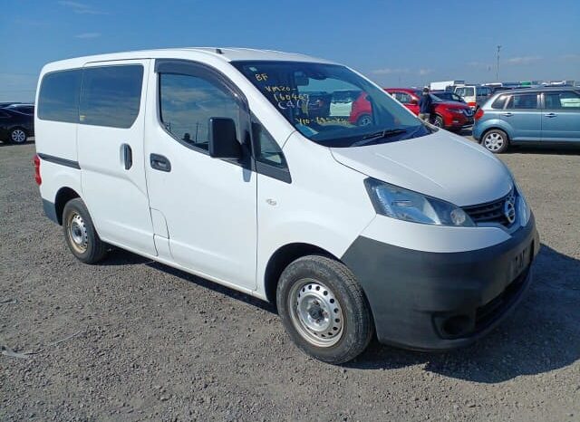 2020 Nissan NV200 full
