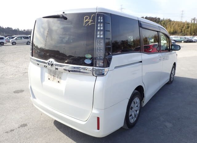 2017 Toyota Voxy full