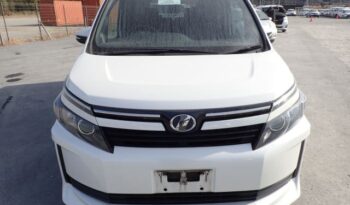 2017 Toyota Voxy full