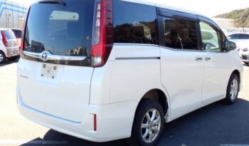 2016 Toyota Esquire full