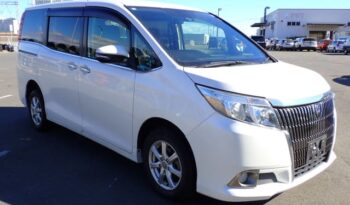 2016 Toyota Esquire full