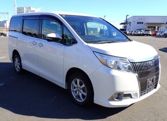 2016 Toyota Esquire full