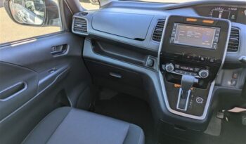 2018 Nissan Serena Hybrid (Highway Star) full