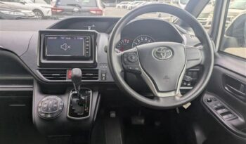 2020 Toyota Voxy full