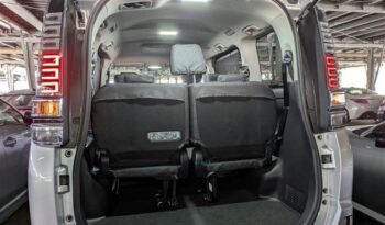 2020 Toyota Voxy full