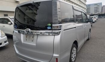 2020 Toyota Voxy full