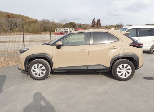 2022 Toyota Yaris Cross Hybrid full