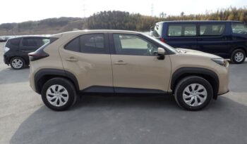 2022 Toyota Yaris Cross Hybrid full