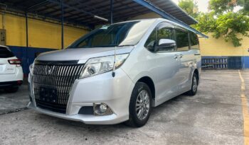 2017 Toyota Esquire full