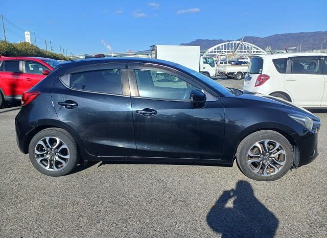 2016 Mazda Demio full