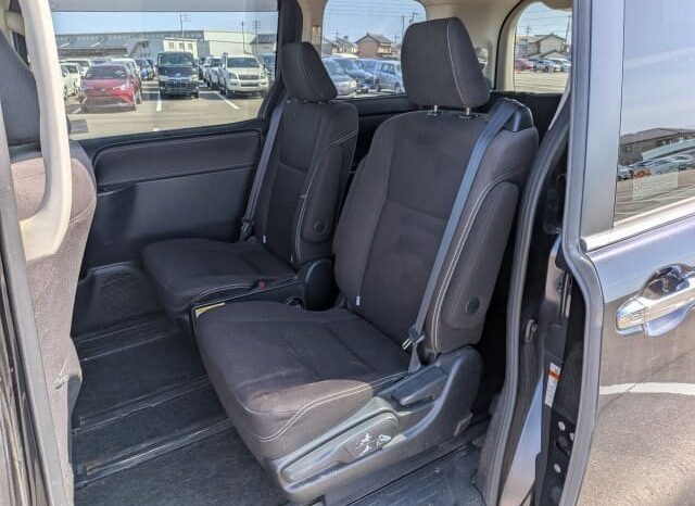 2016 Toyota Esquire Hybrid full