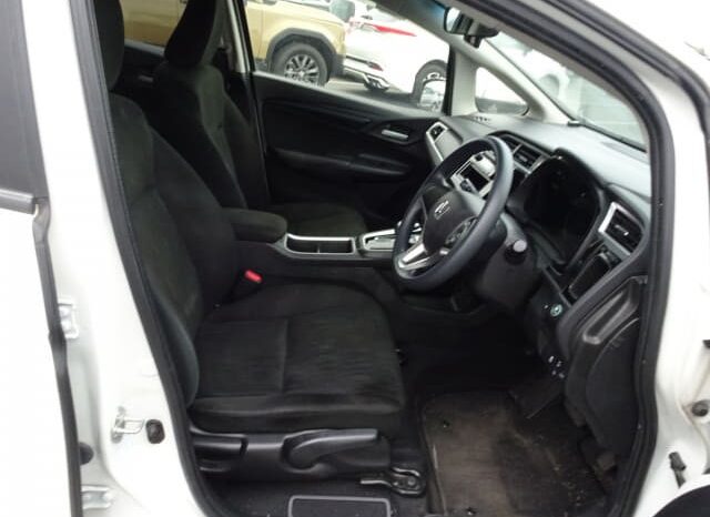 2021 Honda Fit Shuttle Hybrid full