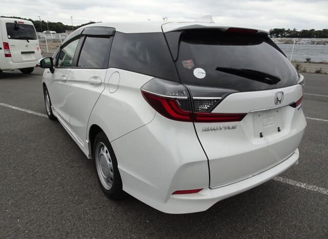 2021 Honda Fit Shuttle Hybrid full