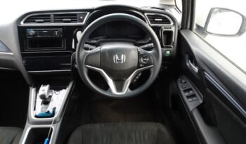 2021 Honda Fit Shuttle Hybrid full
