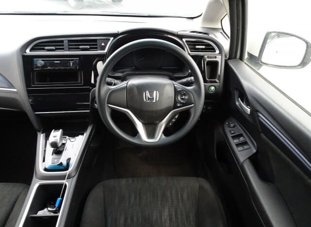 2021 Honda Fit Shuttle Hybrid full