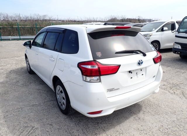 2021 Toyota Corolla Fielder Hybrid full