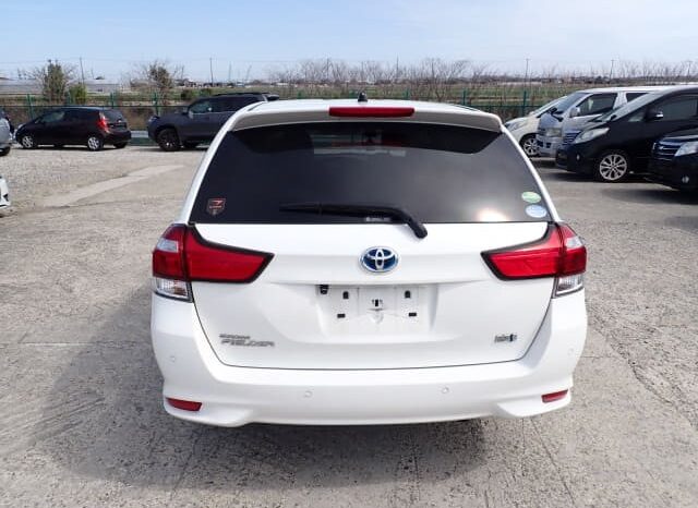 2021 Toyota Corolla Fielder Hybrid full