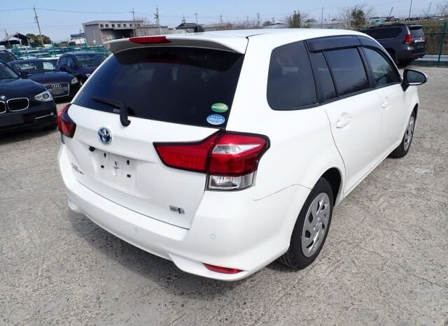 2021 Toyota Corolla Fielder Hybrid full